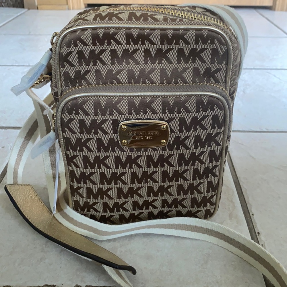Michael Kors cream and gold crossbody